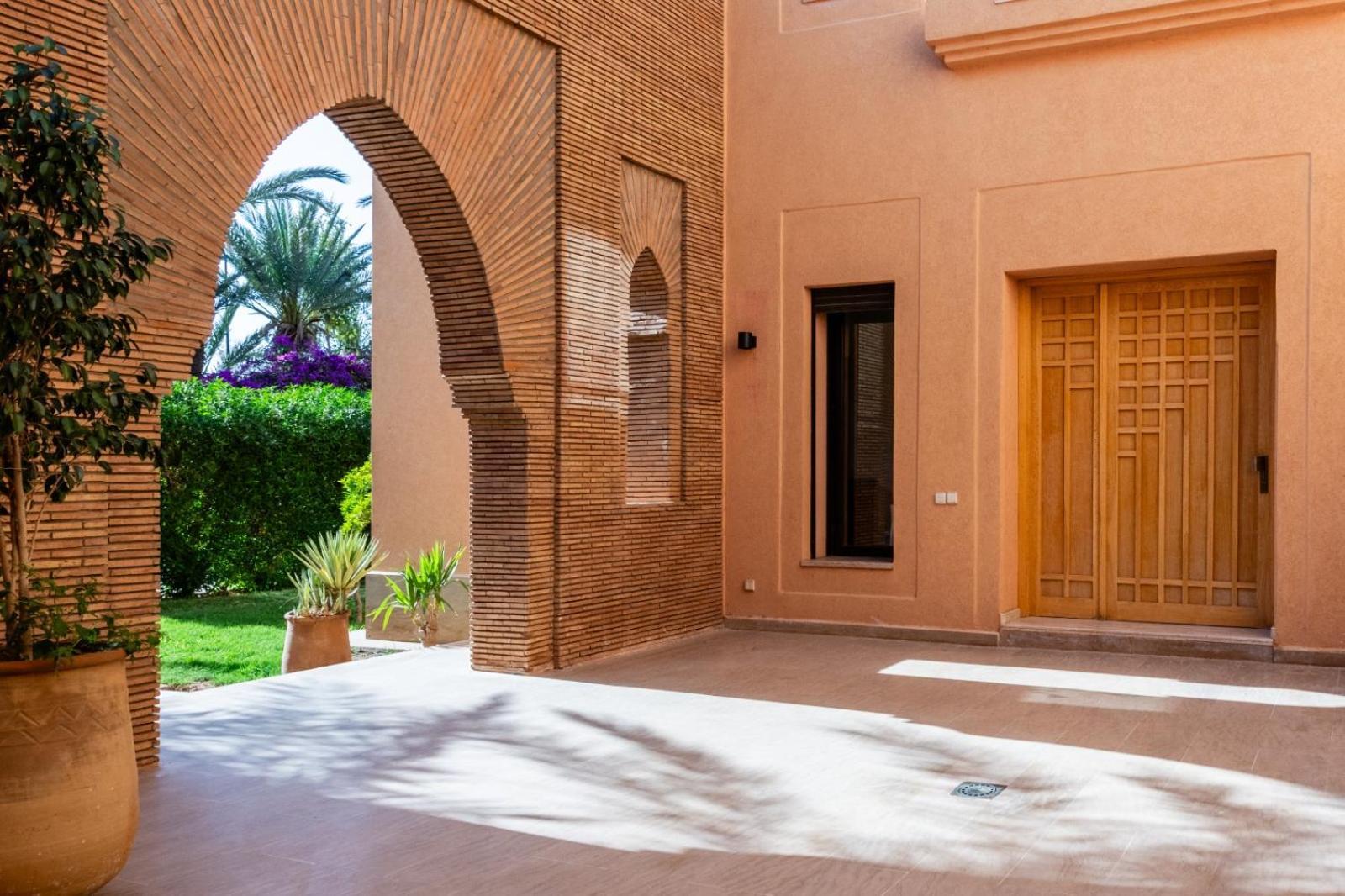 Les Palmiers Villa *